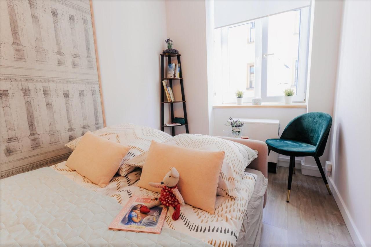 Delux Apartament Oldtown Kochanowskiego 30 Krakow Ngoại thất bức ảnh